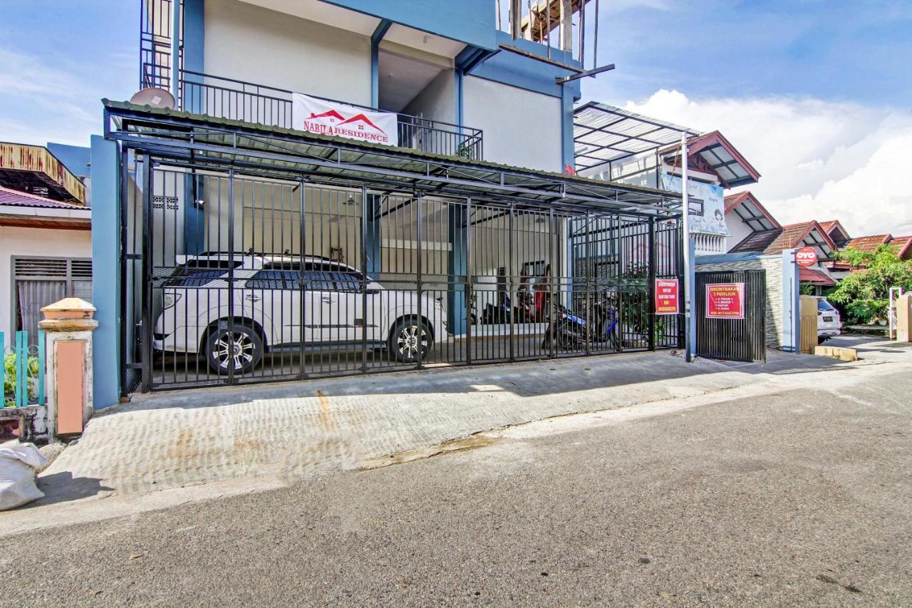 Oyo 90704 Nabila Residence Syariah Padang  Exterior photo
